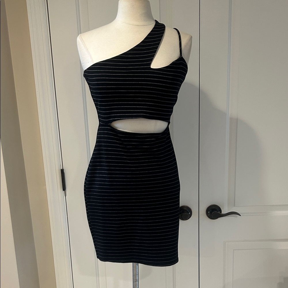 Black Striped One-Shoulder Dress - Picture 2 of 10